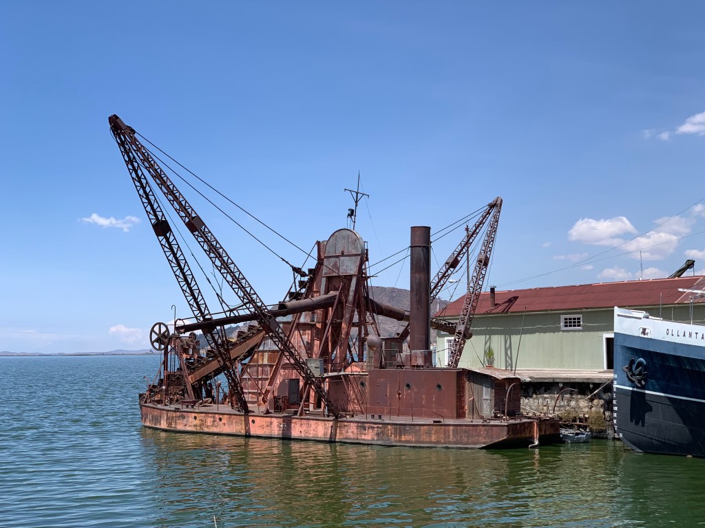 Steam-powered dredge on Lake Titicaca