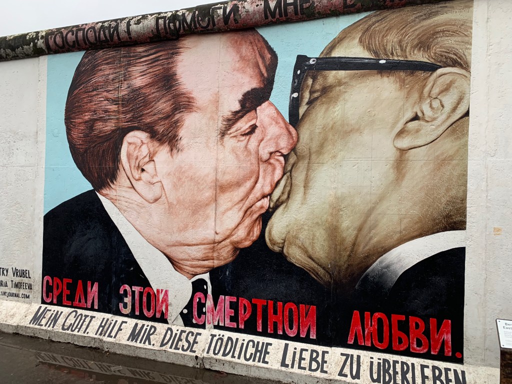 Fraternal Kiss painting on the Berlin Wall