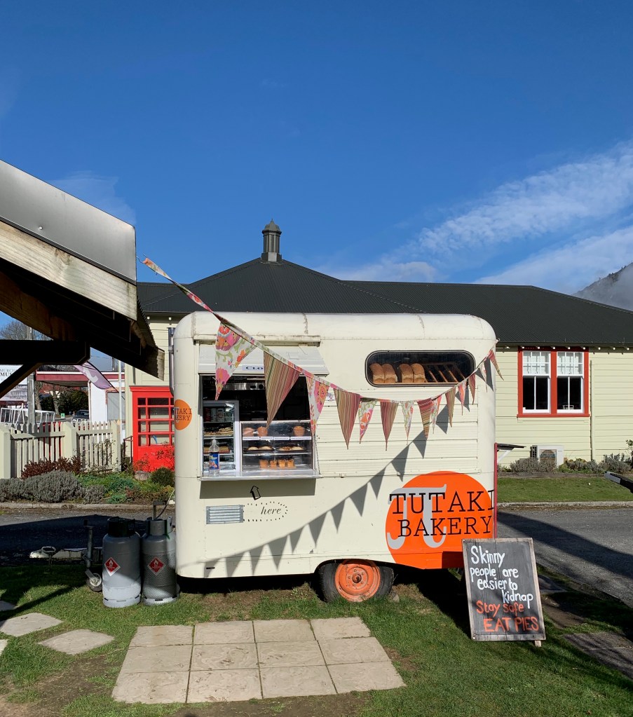 Tutaki Bakery