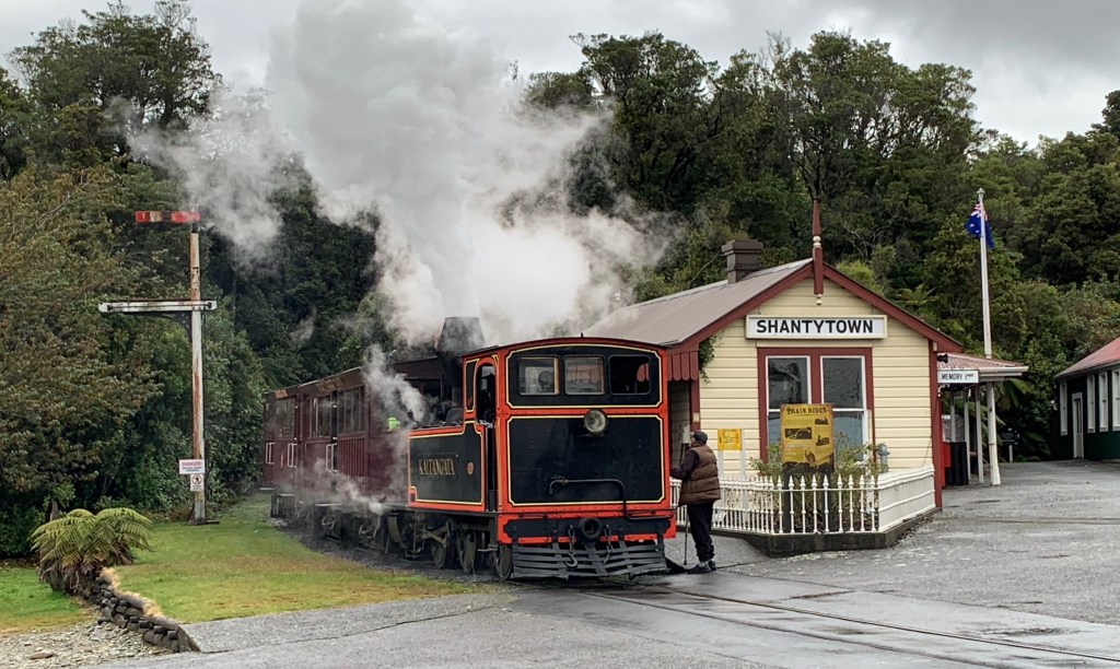 Train at Shantytown station